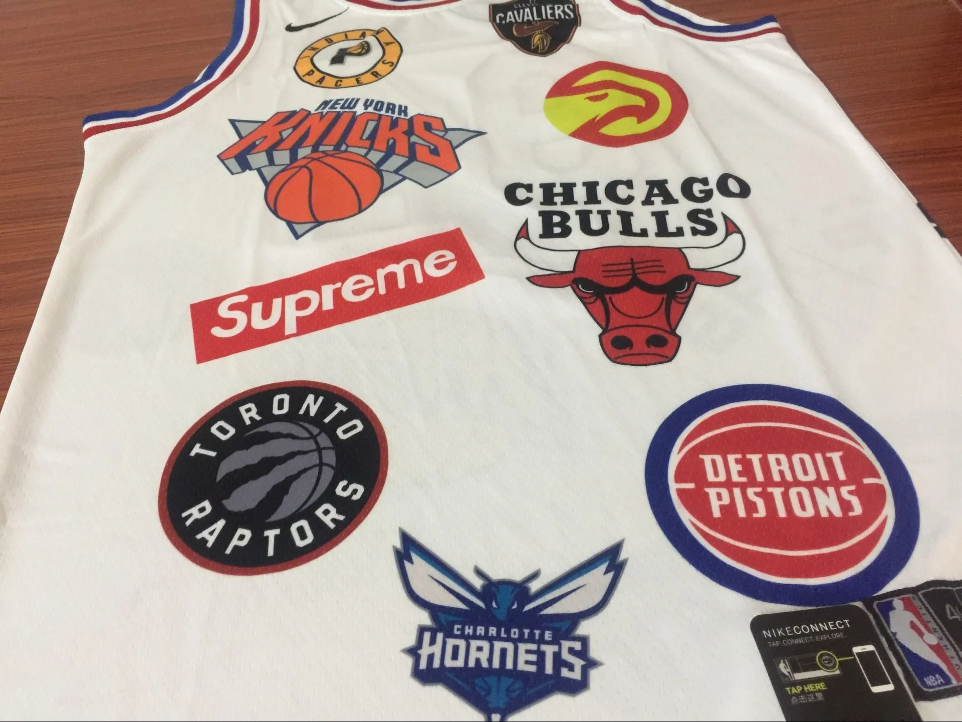 94 SUPREME X NIKE Jersey NBA Jersey IN WHITE Jersey Player