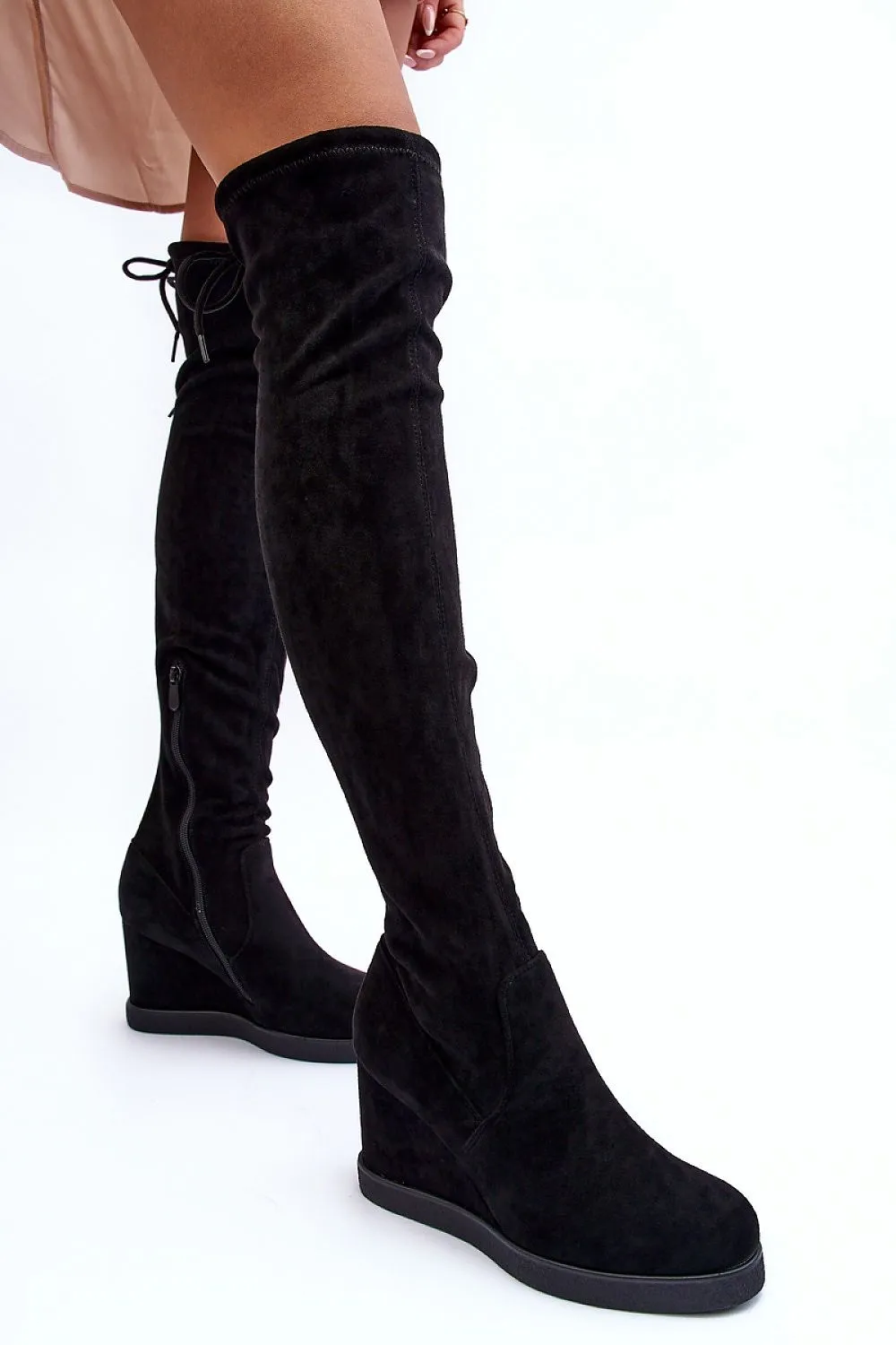Buskin boots