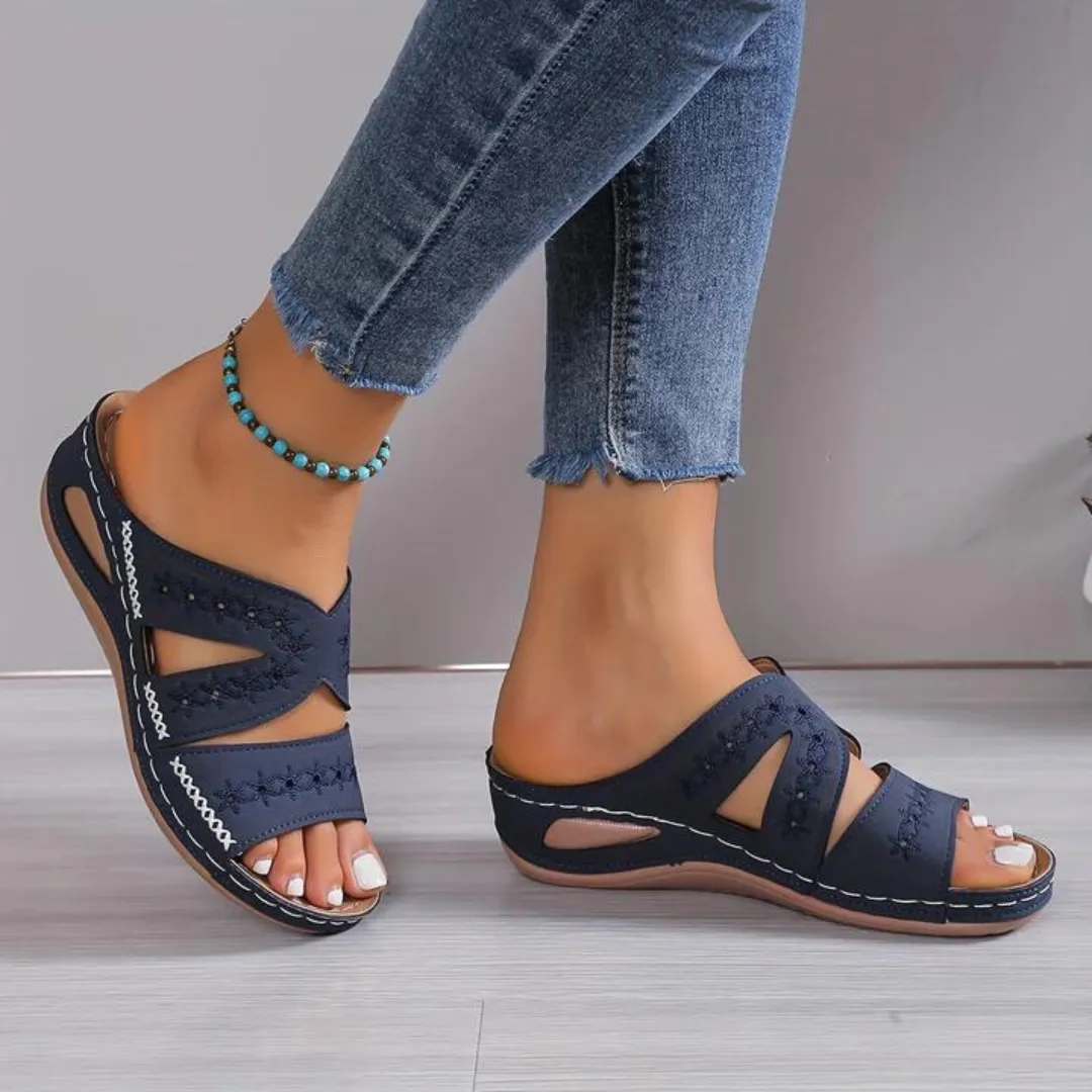 Comforta™ | Orthopedic Sandals | Adjustable Straps, Arch Support & Daily Comfort