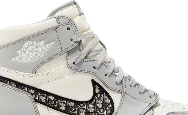 Dior x Air Jordan 1 High OG "Wolf Grey Sail Photon Dust White" Sneakers for Men