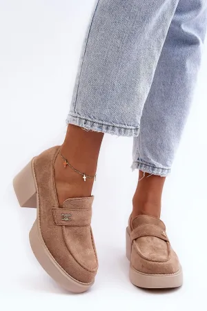Heeled low shoes