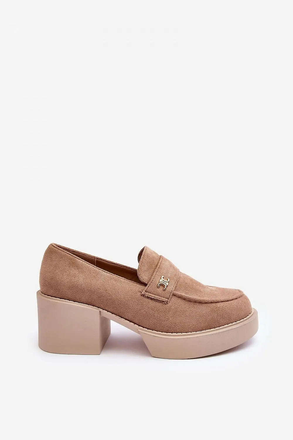 Heeled low shoes