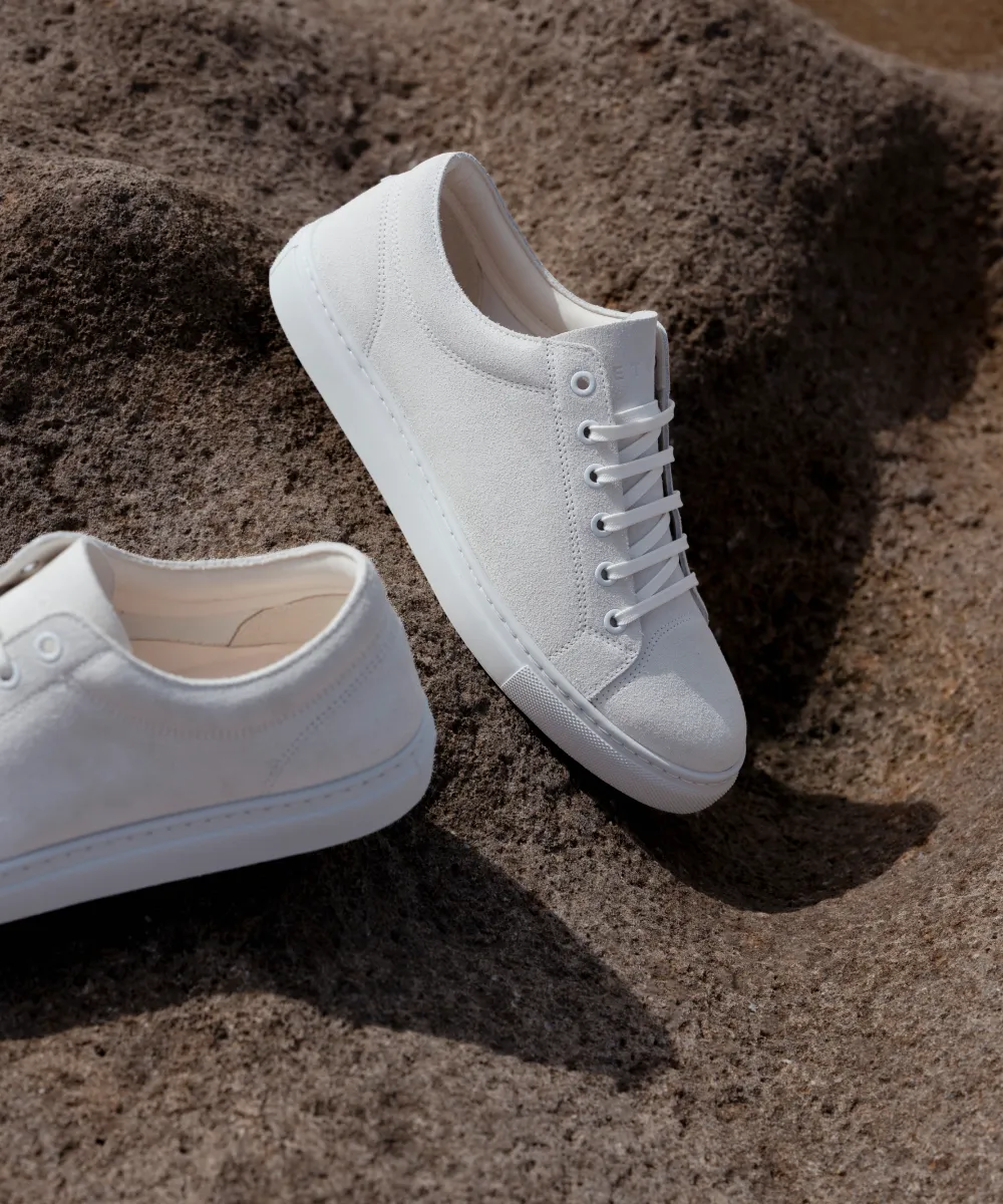 LT 01 Premium Suede Court Off White