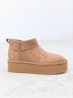 Madden Girl Embrace Boot