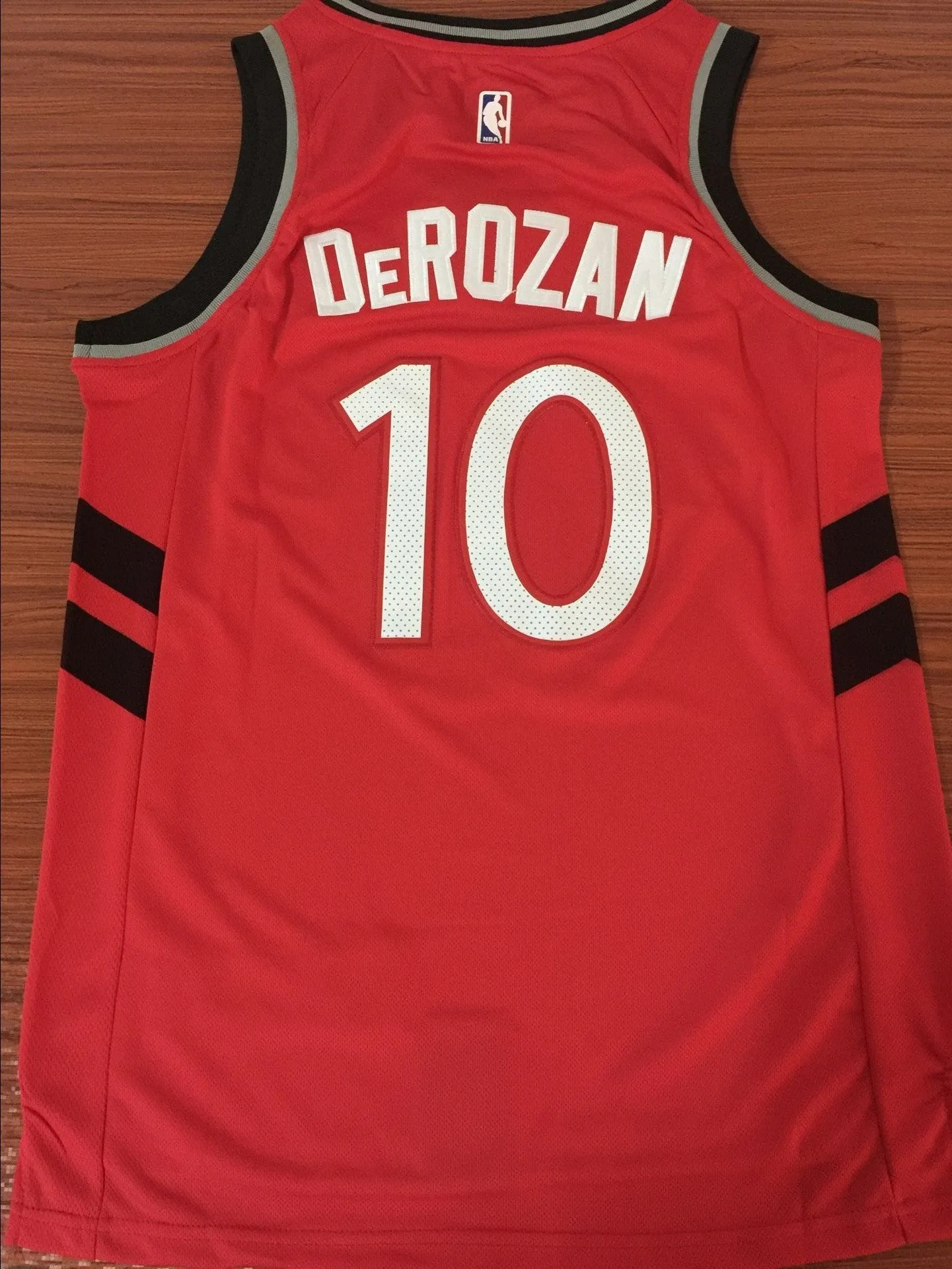 Men 10 DeMar DeRozan Jersey Red Toronto Raptors Jersey Swingman Fanatics