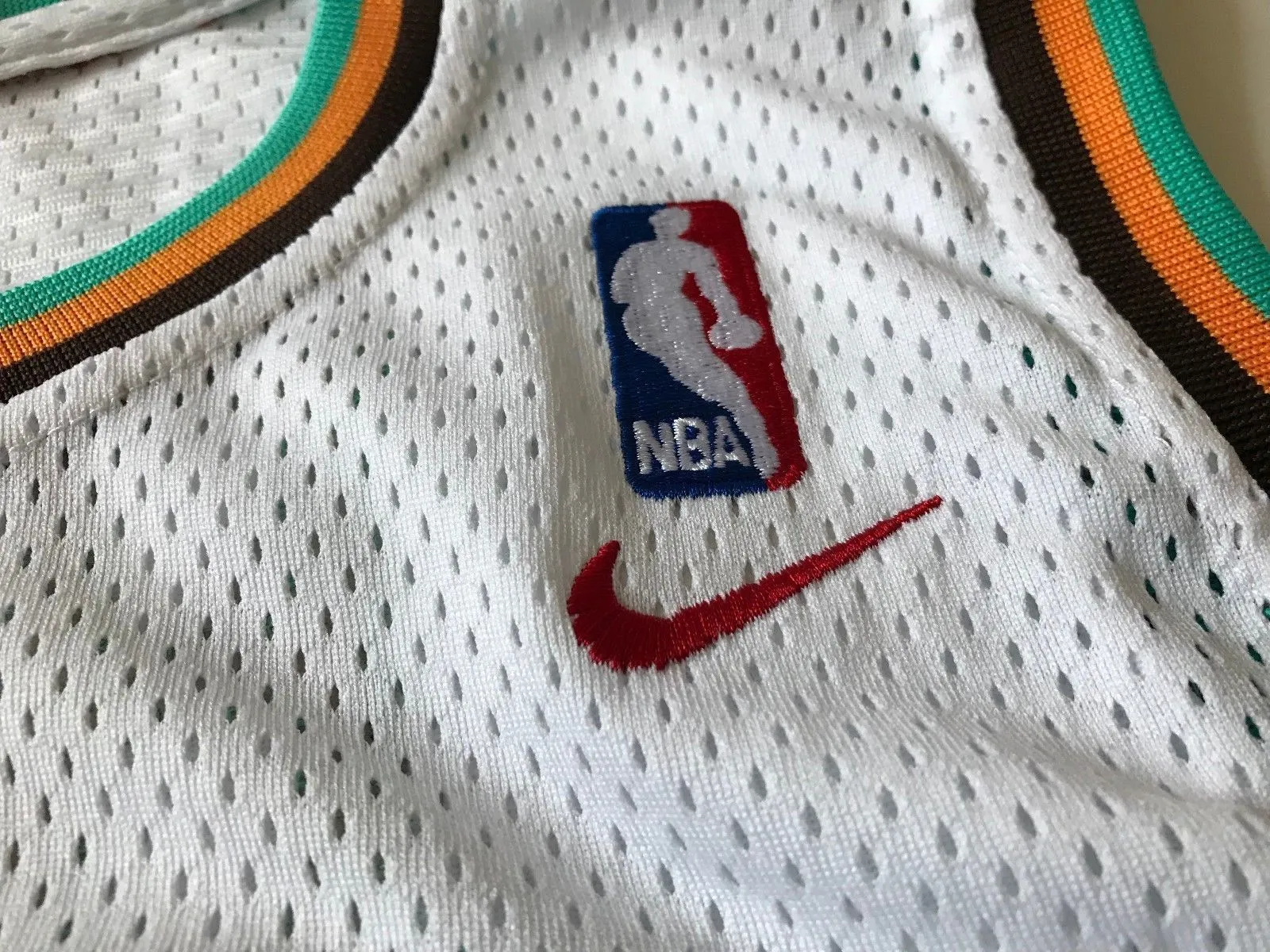 Men 33 Grant Hill Jersey White Detroit Pistons Jersey Swingman Fanatics