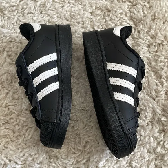 NEW WOT Adidas Superstar Ortholite Sneakers