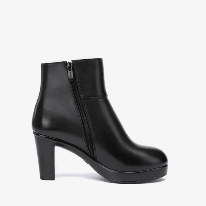 Petite Size Block Chunky Heel Boots AP28