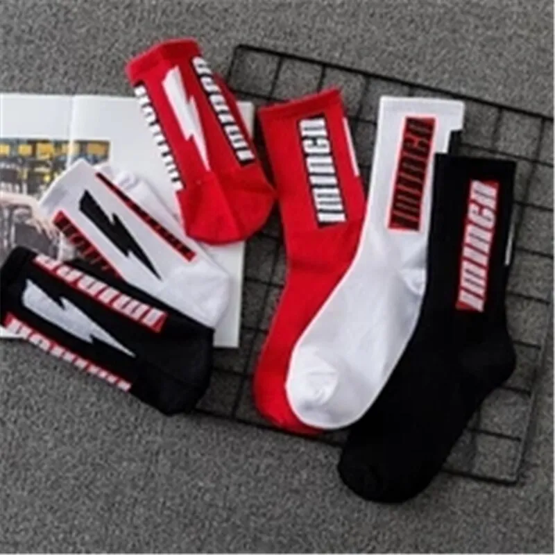 "DC MNIC" Chaussettes Montantes Streetwear Rouge - URB1™