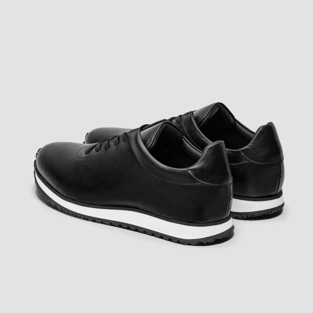 Running Sneaker Black