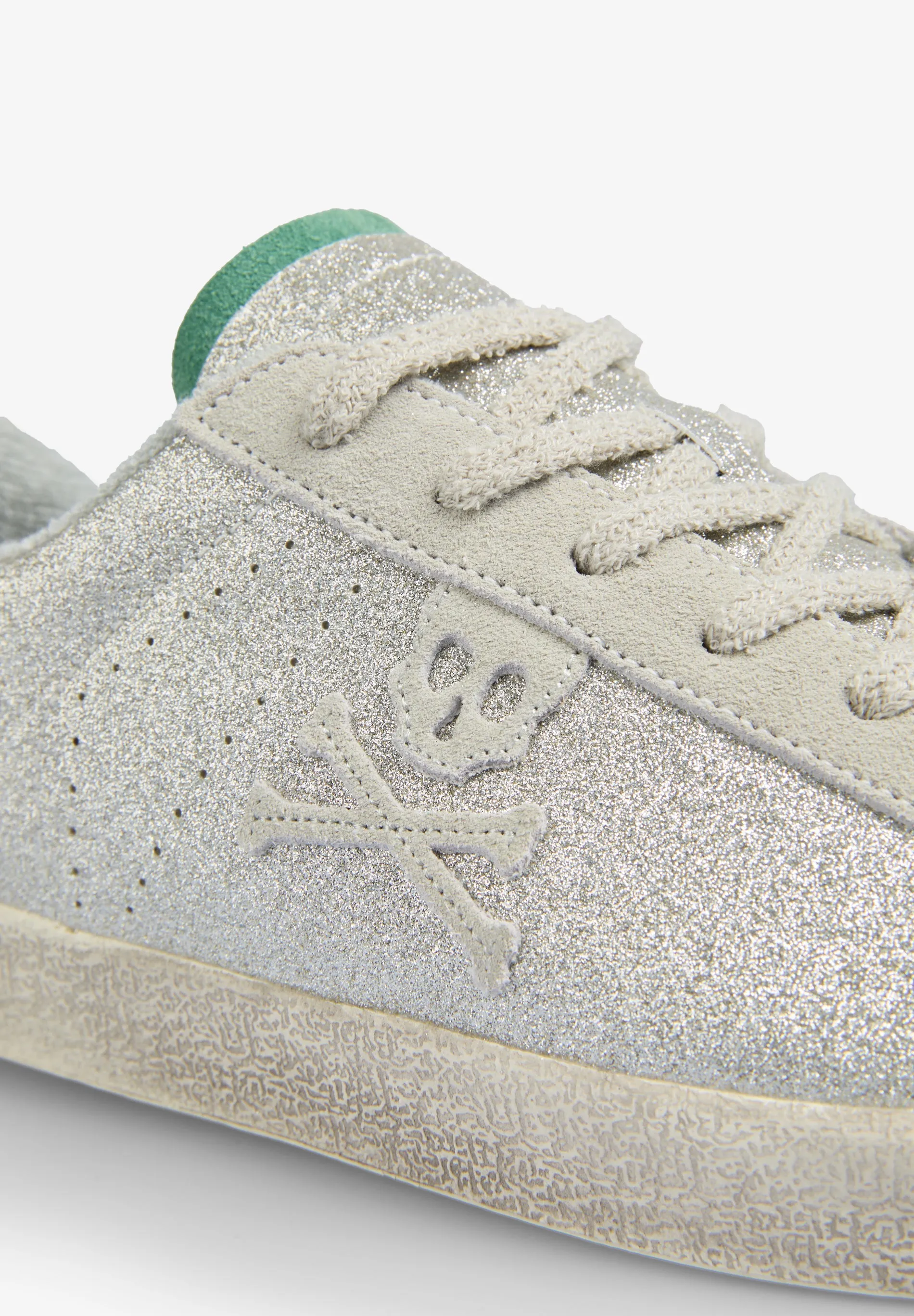 SAPATILHAS BAIXAS COM GLITTER
