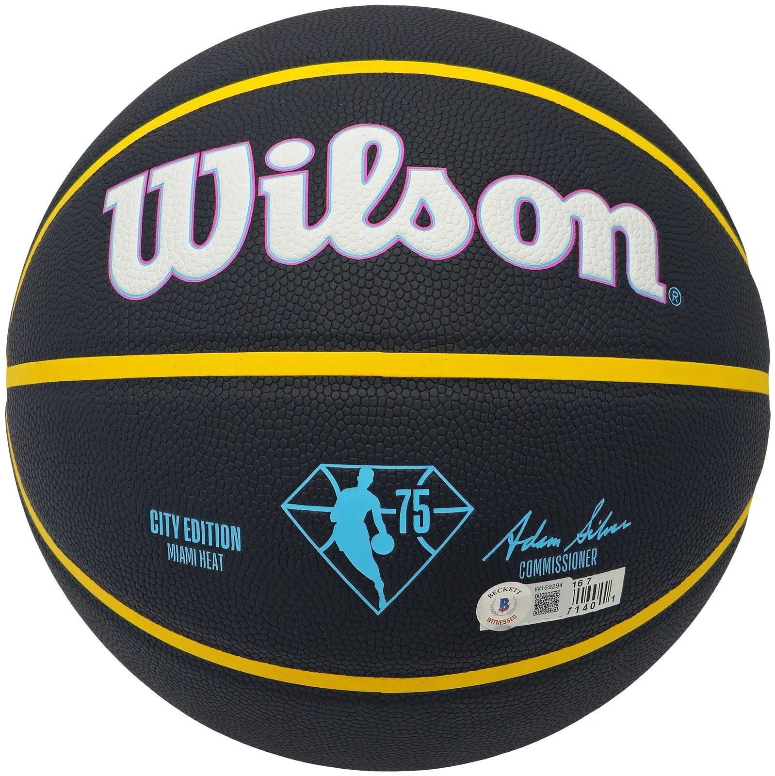 SHAQUILLE O'NEAL AUTOGRAPHED 75TH ANNIVERSARY BASKETBALL HEAT BECKETT 235722