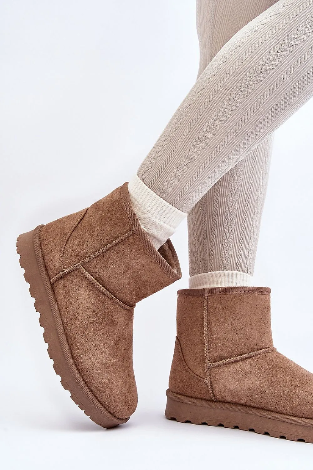 Snow boots