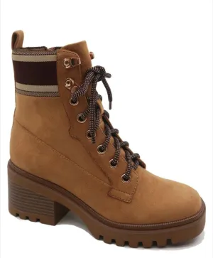 Striped Pattern Lace-up Front Platform Boots