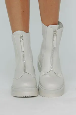 Understatement Boots