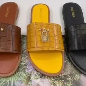 Women's Fashion Design Flat Croc Sandals
